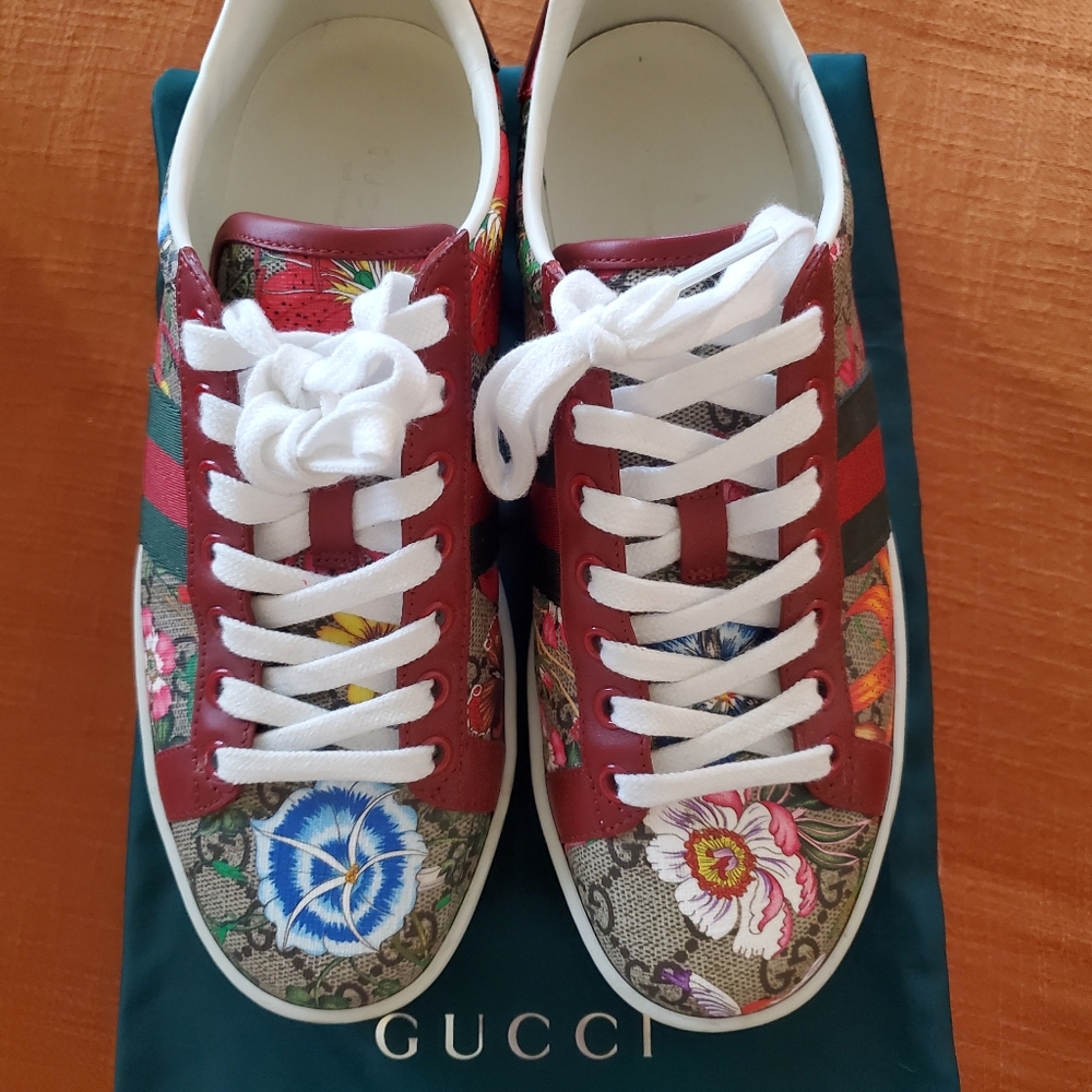 Gucci sneakers